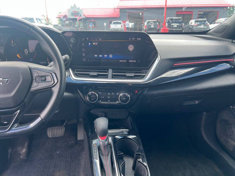 2024 Chevrolet Trax RS