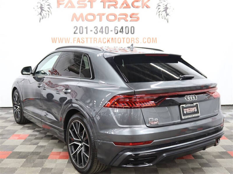 2019 Audi Q8 quattro Prestige 55 TFSI