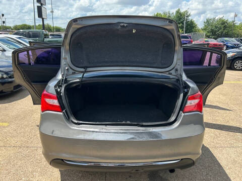 2012 Chrysler 200 LX