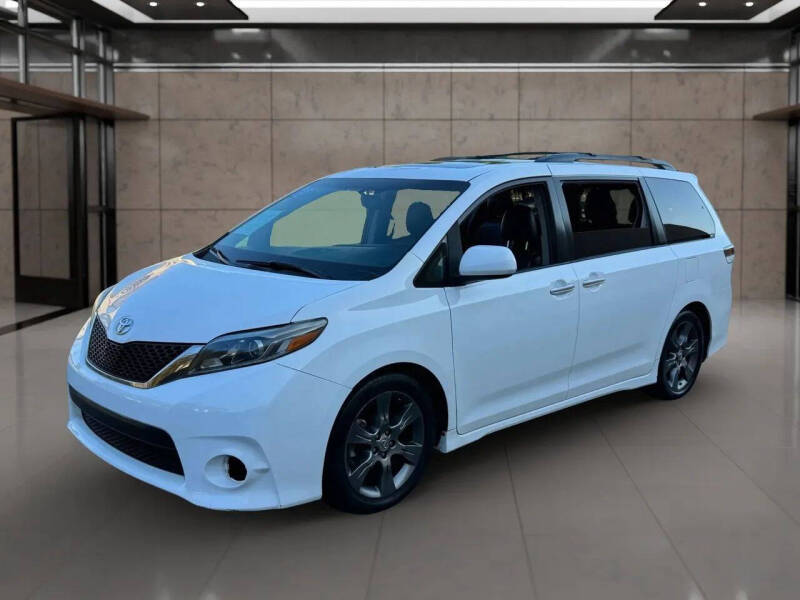 2015 Toyota Sienna SE Premium 8-Passenger