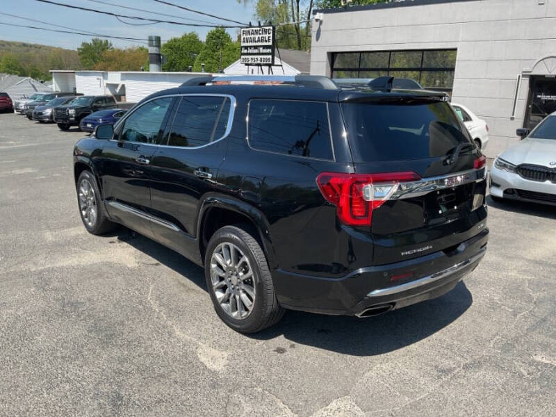 2021 GMC Acadia Denali