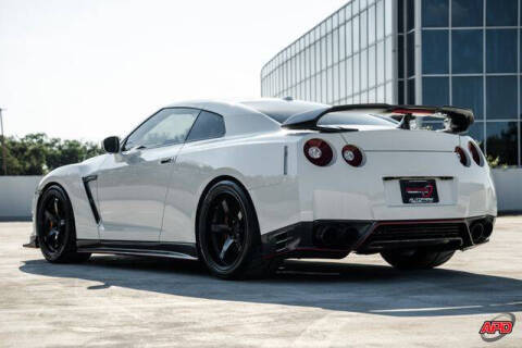 2014 Nissan GT-R Premium