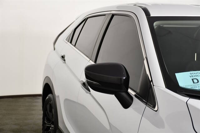 2022 Mitsubishi Eclipse Cross LE