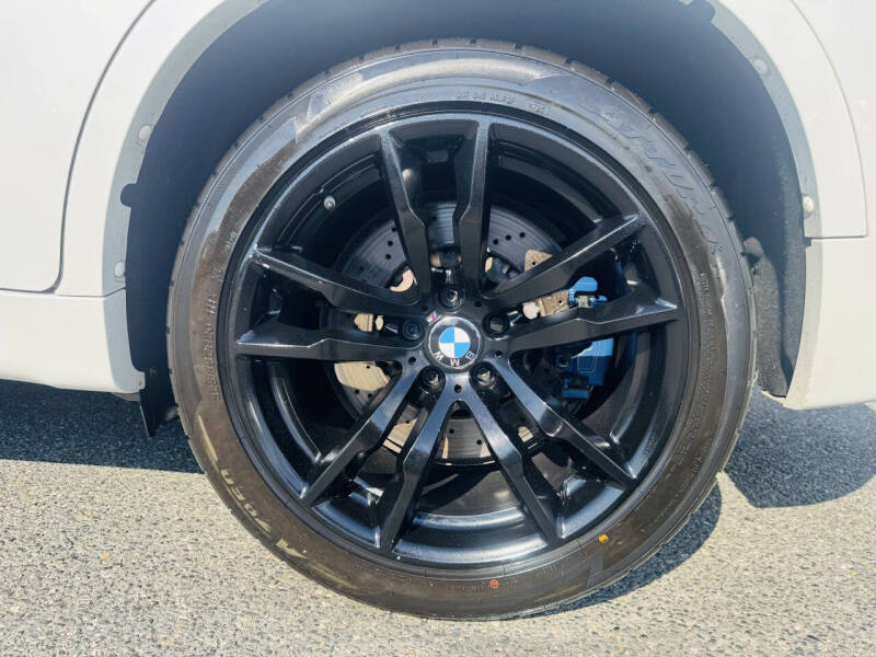 2015 BMW X6 M