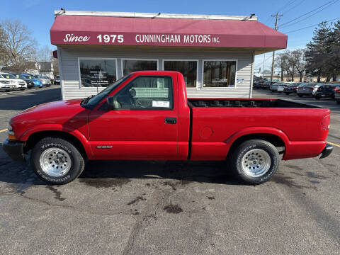 2002 Chevrolet S-10 for sale at Cunningham Motor Sales, Inc. in Urbana IL