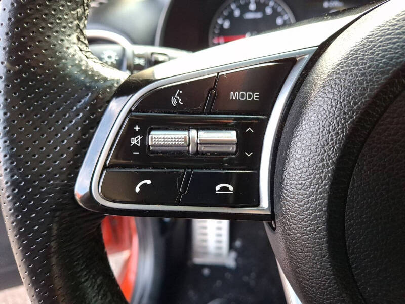 2020 Kia Forte GT Line