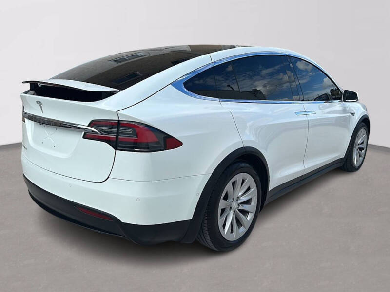 2016 Tesla Model X 75D