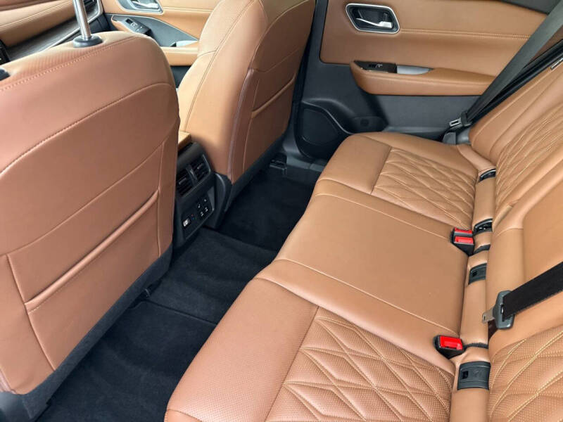 2024 Nissan Rogue Platinum