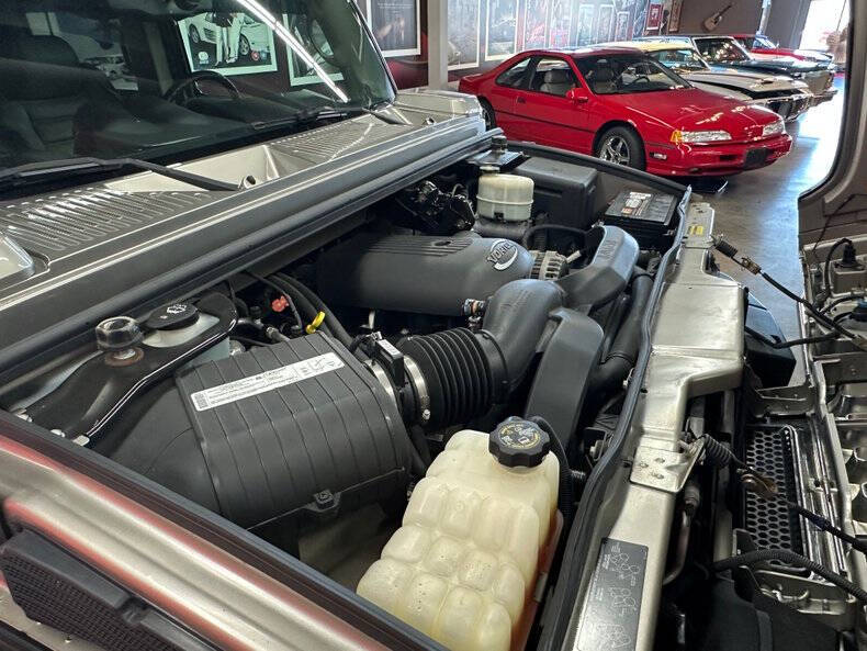 2004 HUMMER H2