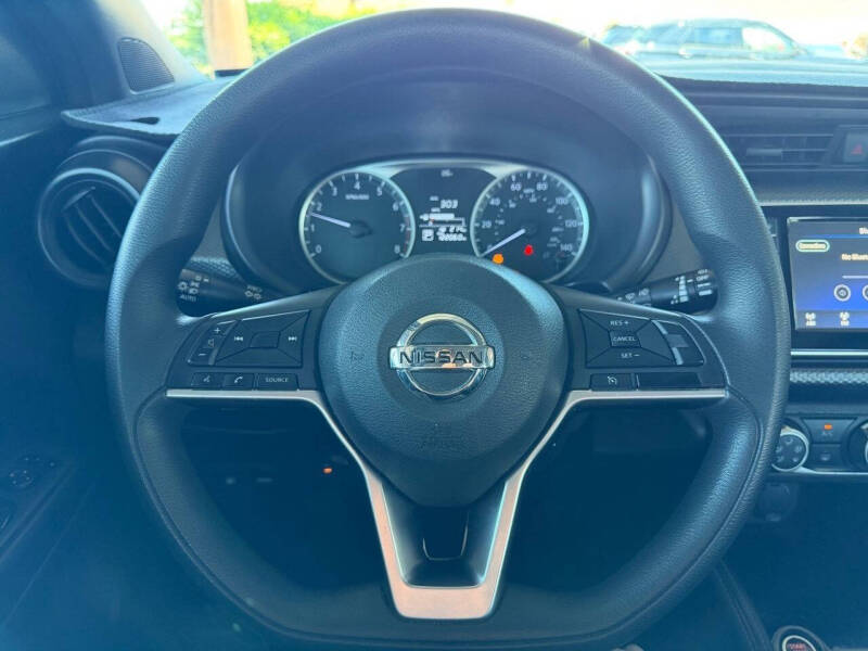 2018 Nissan Kicks SV