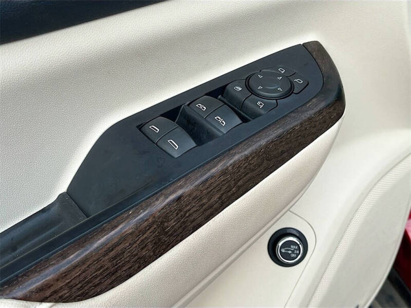 2022 GMC Acadia Denali