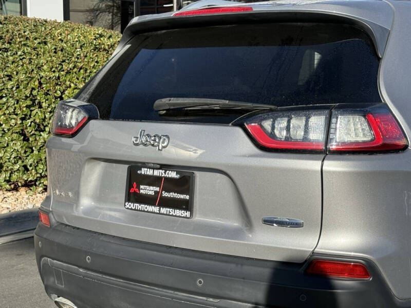 2019 Jeep Cherokee Latitude Plus