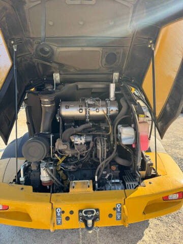 2023 John Deere 324P