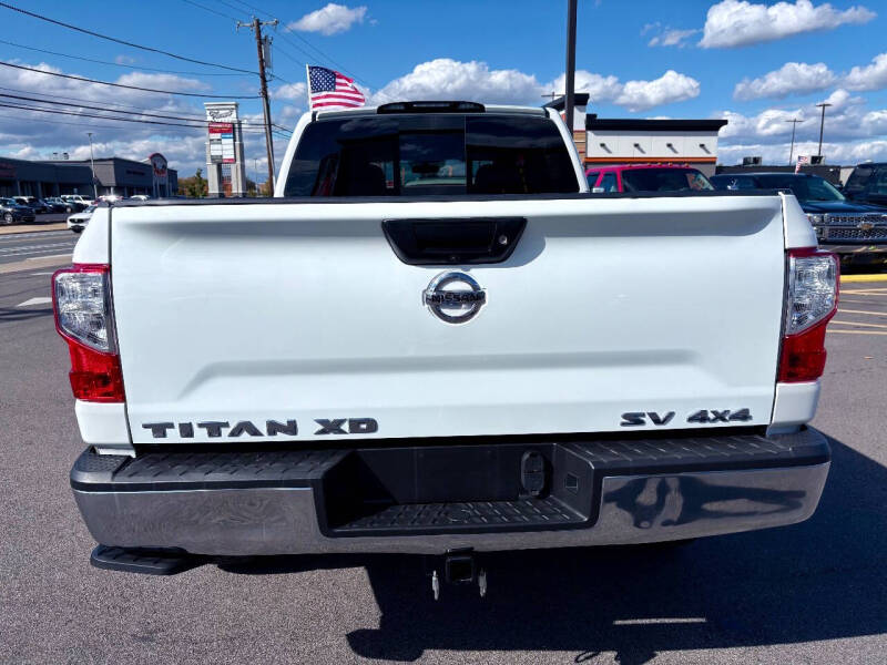 2018 Nissan Titan XD SV
