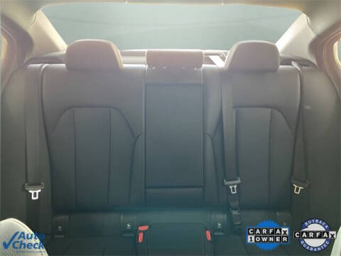 2024 BMW 3 Series 330e