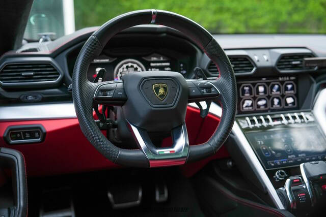 2019 Lamborghini Urus