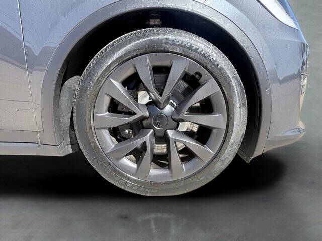 2023 Tesla Model X Standard Range