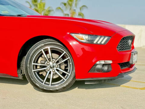 2017 Ford Mustang EcoBoost Premium
