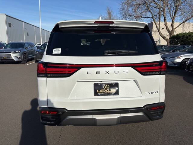 2026 Lexus LX 600 Luxury