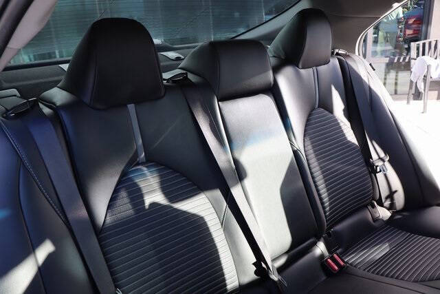 2018 Toyota Camry SE