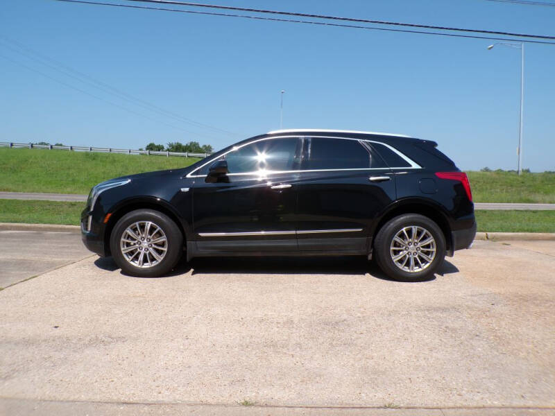 2017 Cadillac XT5 for sale at A & P Automotive in Montgomery AL