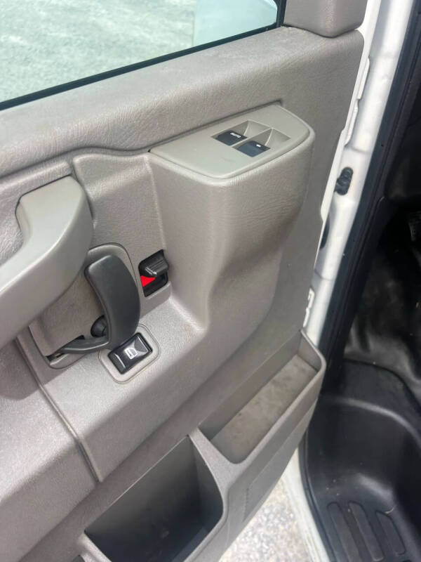 2019 Chevrolet Express 2500