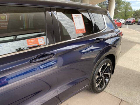 2024 Mitsubishi Outlander PHEV SEL