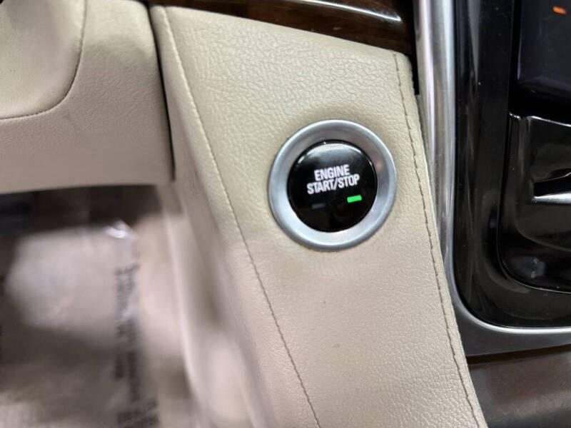 2017 Cadillac Escalade ESV Premium Luxury