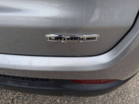 2022 Jeep Compass Latitude Lux