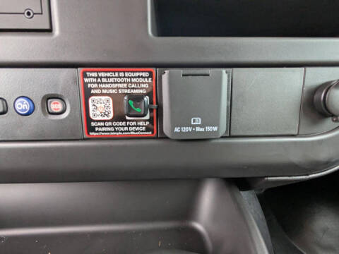 2025 Chevrolet Express 3500