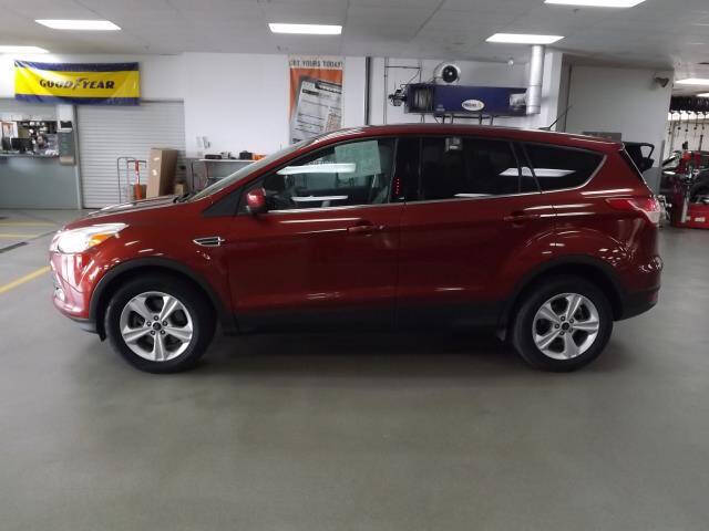 Used 2014 Ford Escape SE with VIN 1FMCU9GX8EUB41175 for sale in Platteville, WI