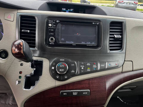 2013 Toyota Sienna