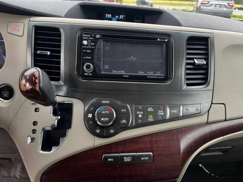 2013 Toyota Sienna