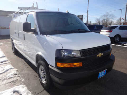2022 Chevrolet Express 2500
