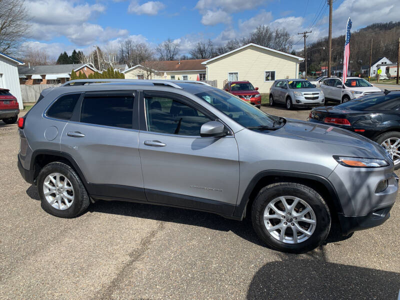 2015 Jeep Cherokee for sale at MYERS PRE OWNED AUTOS & POWERSPORTS in Paden City WV