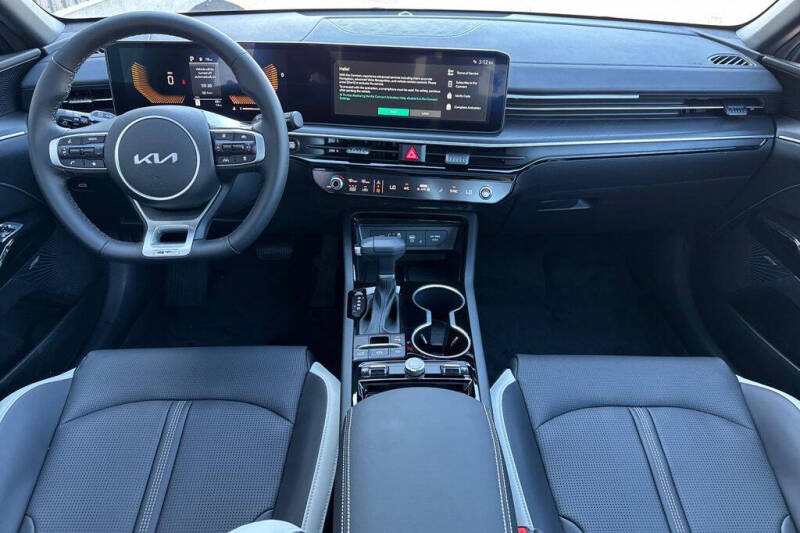 2026 Kia K5