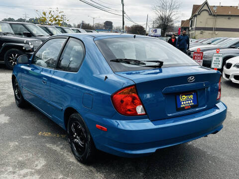 2004 Hyundai Accent GL