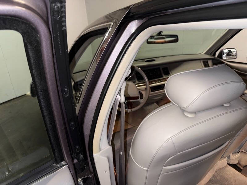 1996 Lincoln Town Car Executive
