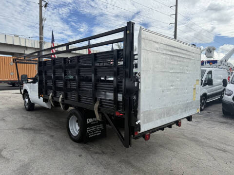 2015 Ford F-350 Super Duty XL