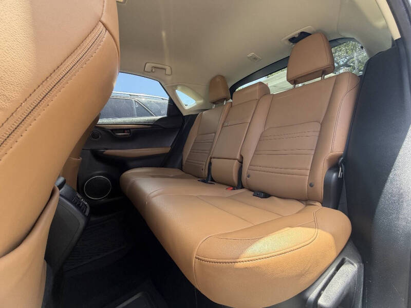 2017 Lexus NX 200t
