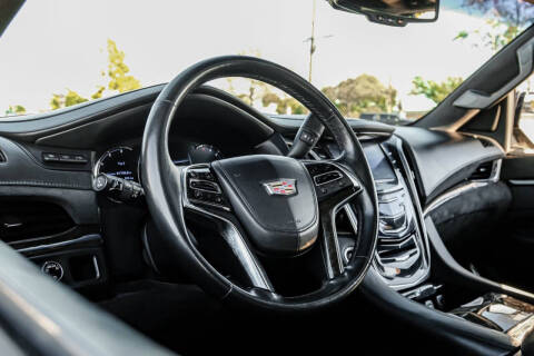 2016 Cadillac Escalade Platinum