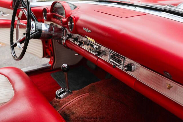 1956 Ford Thunderbird
