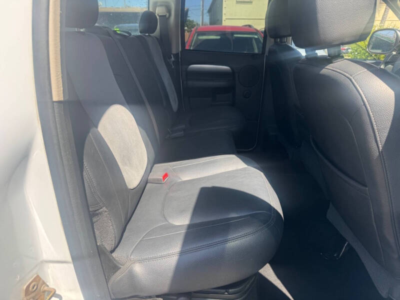 2005 Dodge Ram 1500 SLT