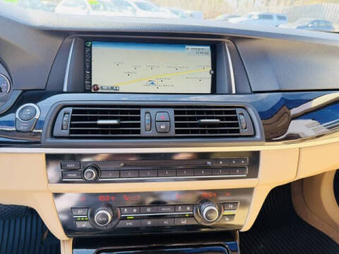 2015 BMW 5 Series 528i