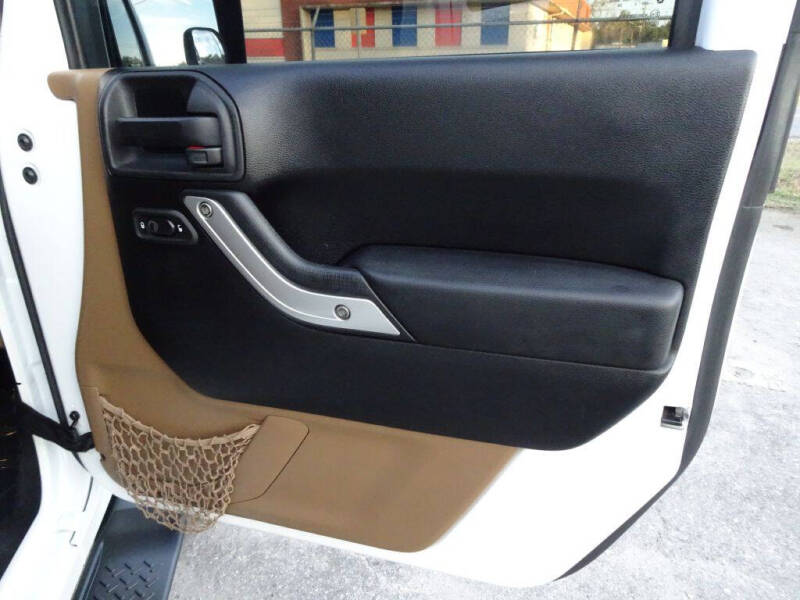 2013 Jeep Wrangler Unlimited Sahara