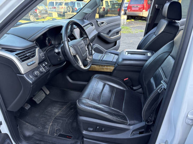 2017 GMC Yukon XL Denali