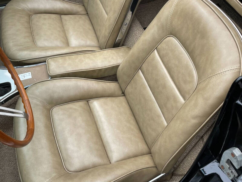 1965 SOLD Chevrolet Corvette