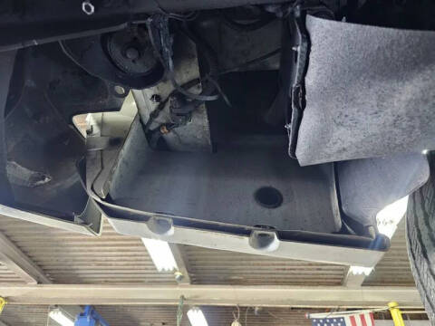 2004 Cadillac Escalade