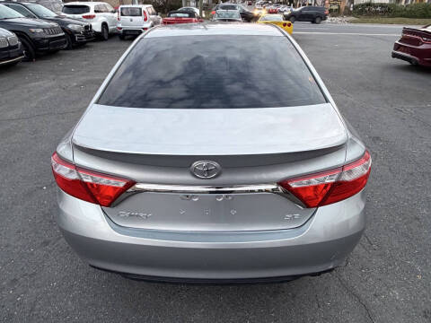2015 Toyota Camry SE