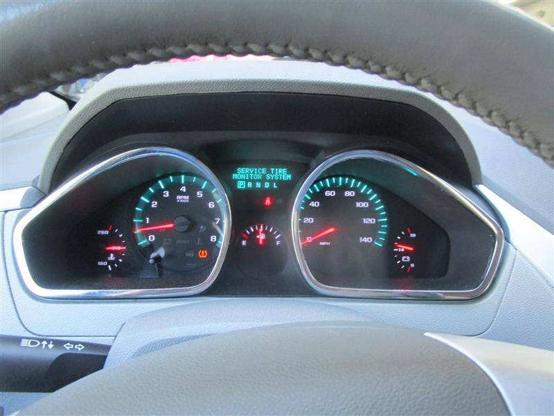 2011 Chevrolet Traverse LS